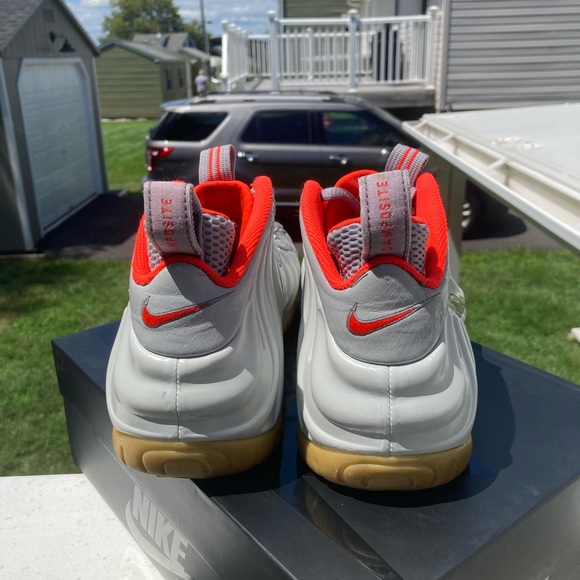 Nike Pro Platinum PRM Foamposite size 11 mens - Picture 7 of 16